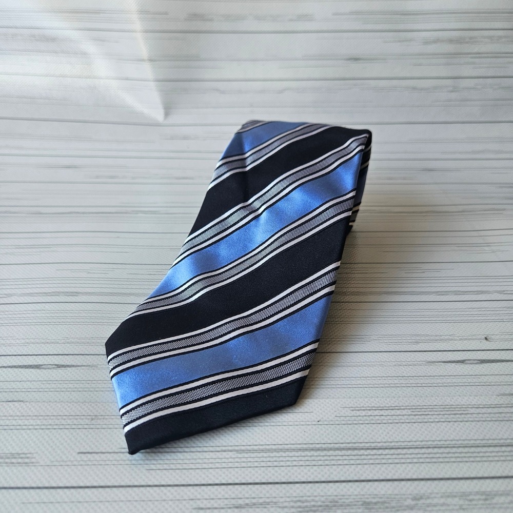 Donald J. Trump Silk Tie Mens OS Blue Navy White Striped Signature Collection